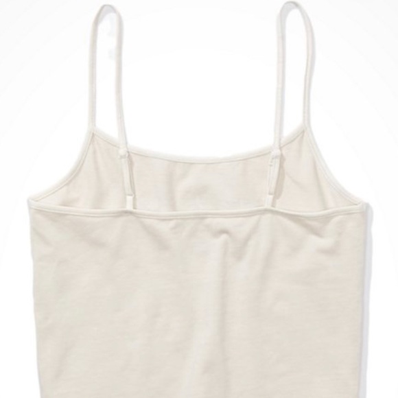 5/$25🦋 AE Graphic Crop Cami - Picture 2 of 4